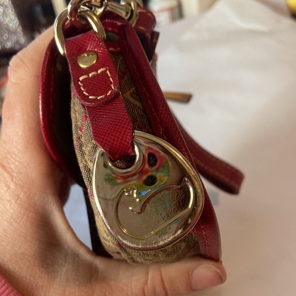 Dooney and Bourke Wristlet Wallet Pouch - Picture 3 of 10